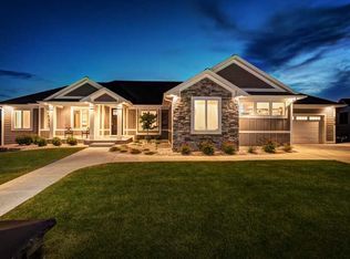 5819 Autumnwood Dr, Billings, MT 59106