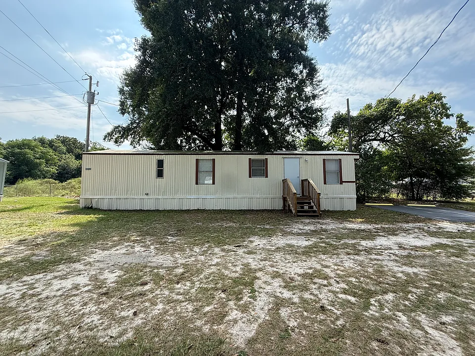 924 Ramblin Rd