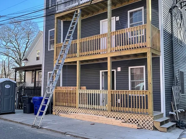 12 Monticello St #1, Providence, RI 02904