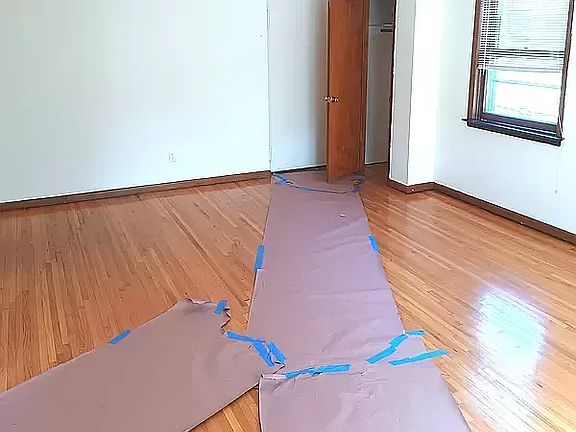 3rd image of 869 Forest Ave APT 2A