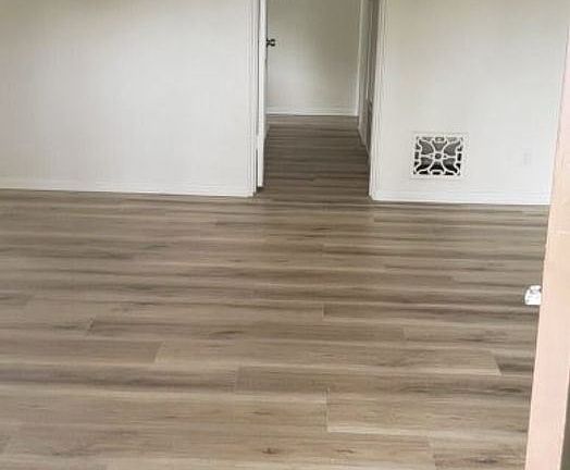 3rd image of 1235 Virginia Ave