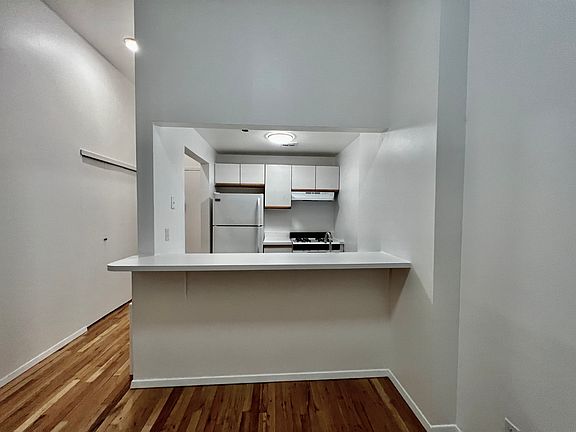 3rd image of 61-20 Woodside Ave #3W