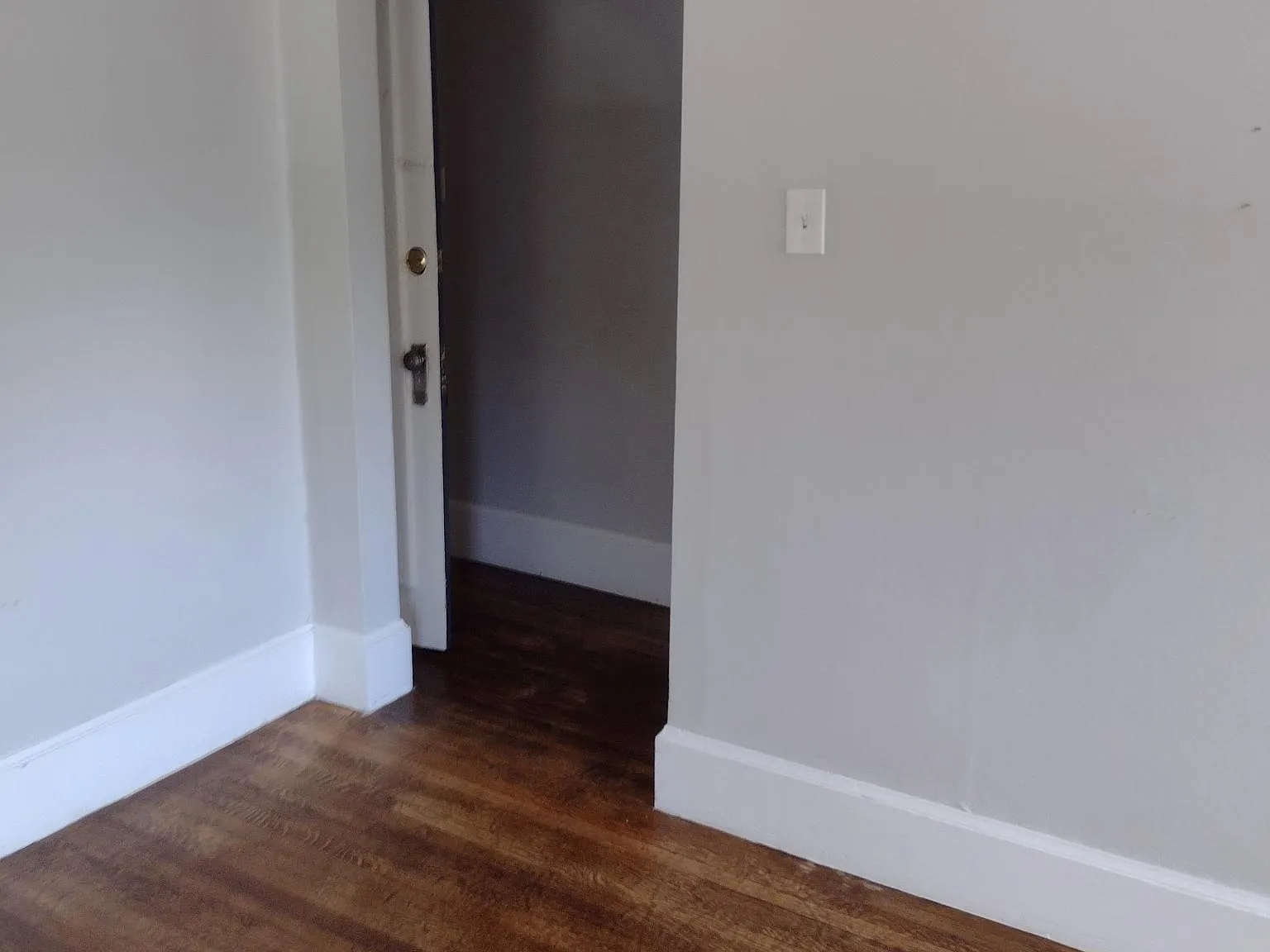 Studio, 375 sqft, $1,100 — Photo 2