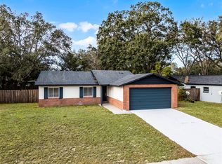 2725 Lakewood Ln, Eustis, FL 32726