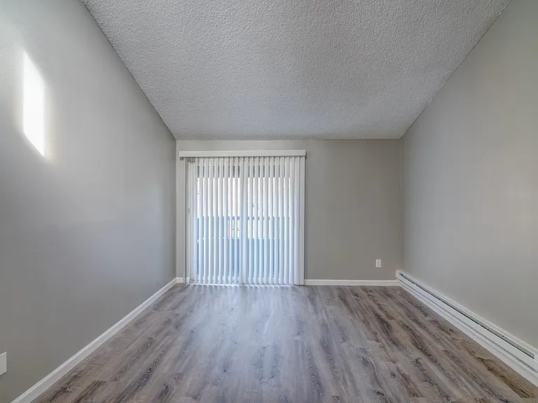 1121 Walnut St #N7 — Photo 4