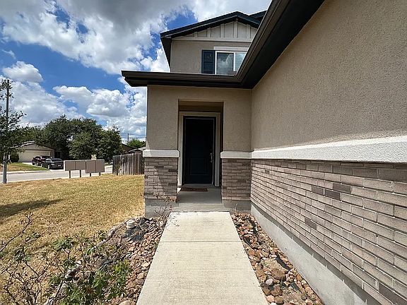 3rd image of 10311 Legacy Hl