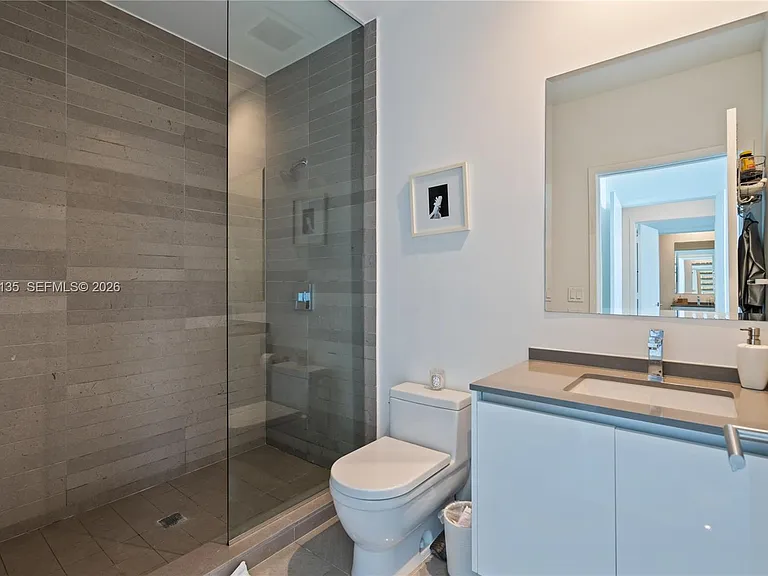 88 SW 7th St #4203 — Photo 14