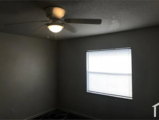 3871 Riverside Dr #B — Photo 9