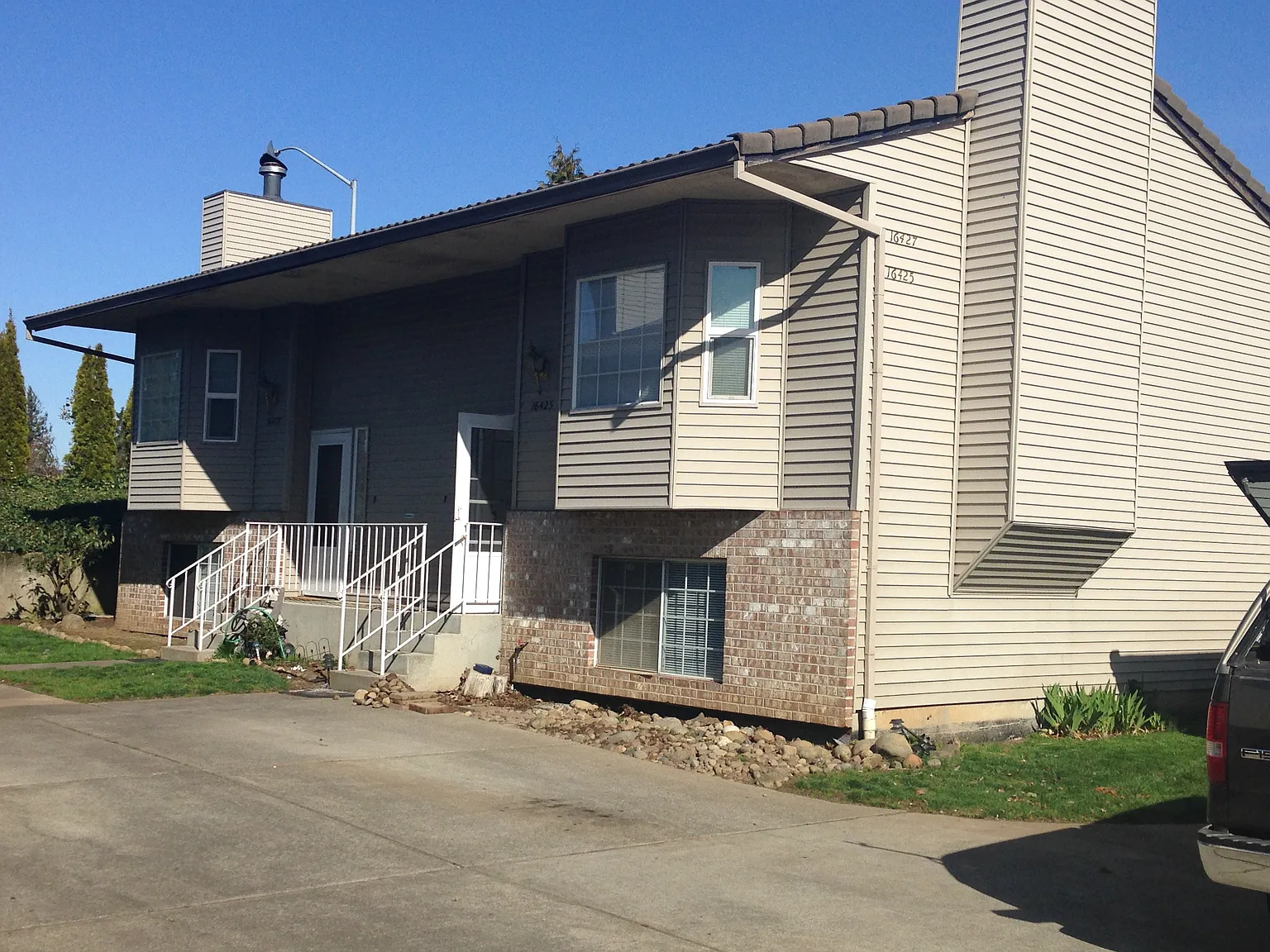 2 bed, 1350 sqft, $2,000 — Photo 1