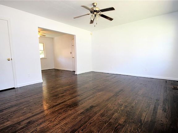 3rd image of 5013 Cape Henry Ave
