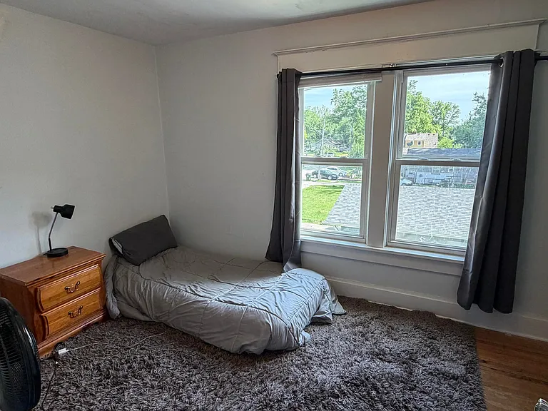 3202 Lincoln Way — Photo 10
