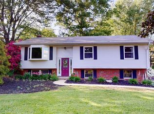 526 Unionville Rd, Butler, PA 16001