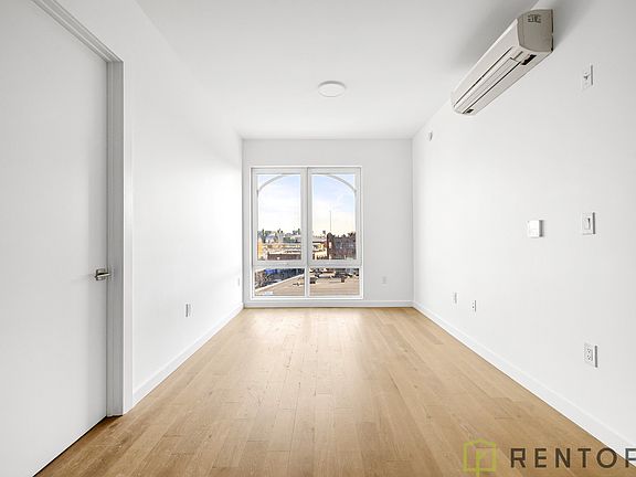 2nd image of 210 Greenpoint Ave #7E