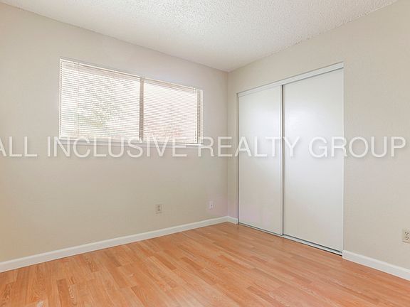 5th image of 10121 Crawford Way