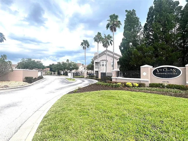 18046 Villa Creek Dr — Photo 15