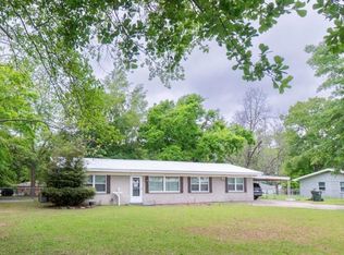 402 Dolphin St, Dothan, AL 36301