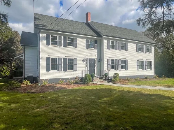 512 River Rd, Westport, MA 02790