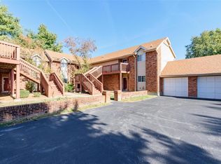 3703 Candlewyck Club Dr APT B, Florissant, MO 63034
