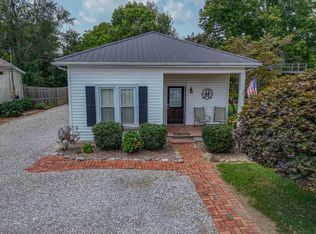 127 Bath Ave, Owingsville, KY 40360