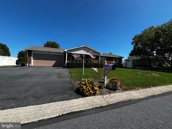 931 Oak Ln, Lebanon, PA 17046