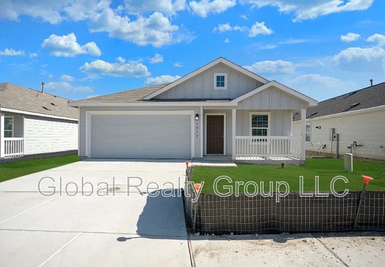 5510 Basil Chase — Photo 2