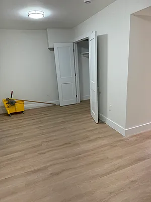 Rented by Alara Real Estate LLC | media 32