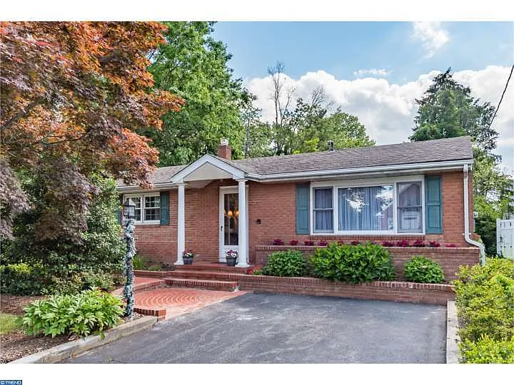 222 N Harrison St photo 1