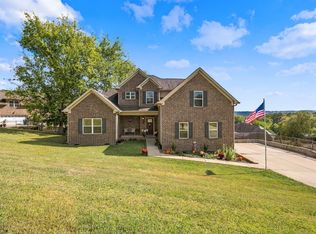 1703 Aster Dr, Columbia, TN 38401