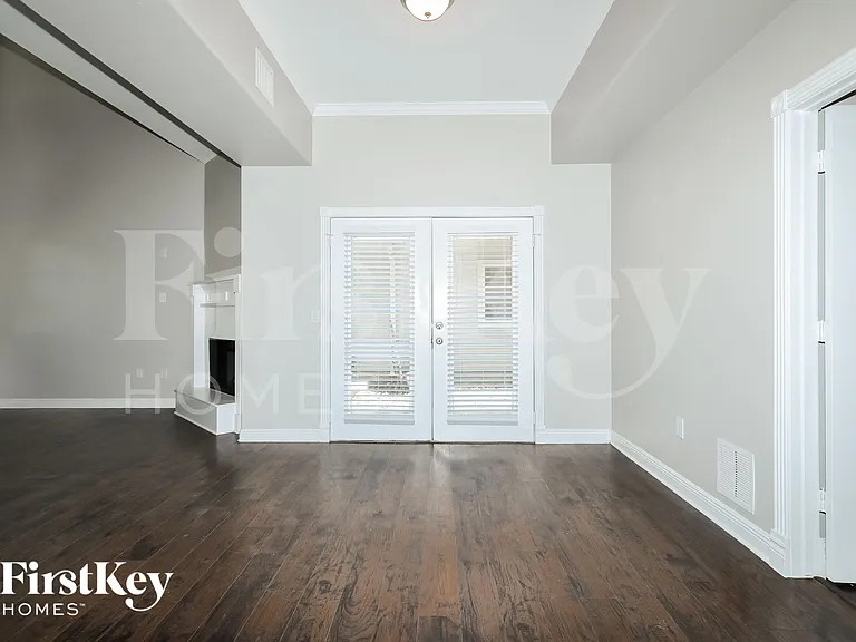11730 Twain Dr — Photo 4