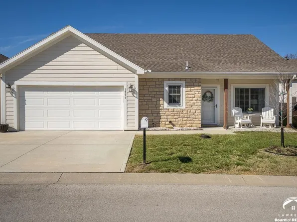 1771 S Park Dr, Tonganoxie, KS 66086