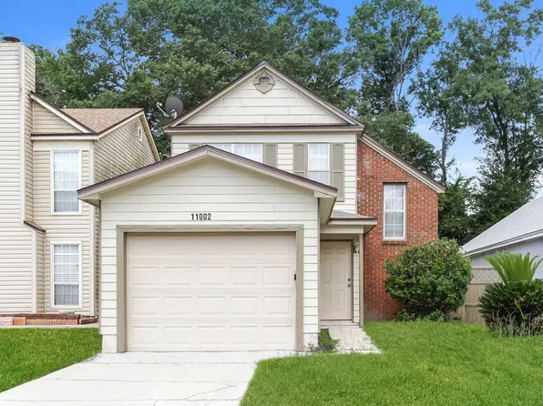 11002 Traci Lynn Dr, Jacksonville, FL 32218