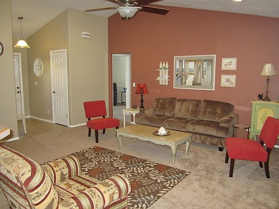 4th image of 2337 Hawk Dr