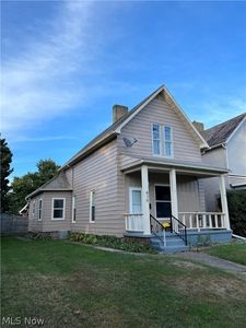 419 Front Ave SE, New Philadelphia, OH, 44663