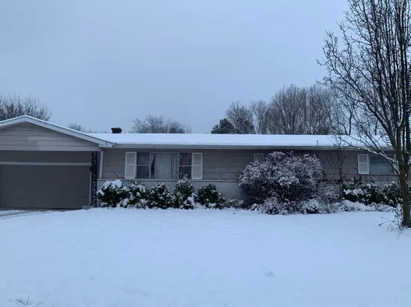 3330 Willowbrook Dr, Martinsville, IN 46151