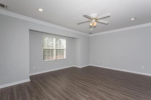 Fairfield Courtyard at Farmingdale — Photo 22
