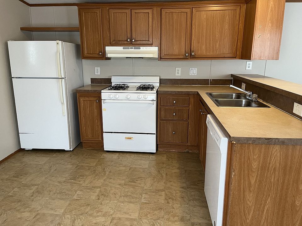 1st image of 21155 Warner Ave #952