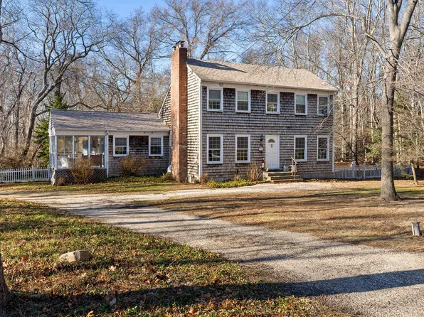 9 Actors Colony Road, Sag Harbor, NY 11963
