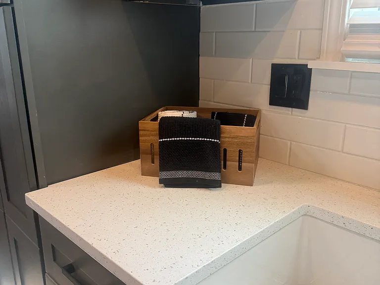1073 Harwell St NW — Photo 10