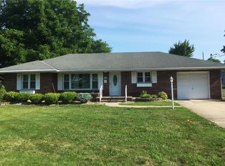 165 W Old Bethalto Rd, Cottage Hills, IL 62018