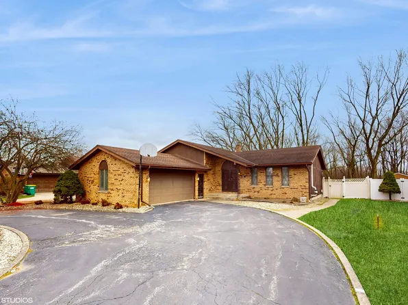 1148 Tamarack Pl, Munster, IN 46321