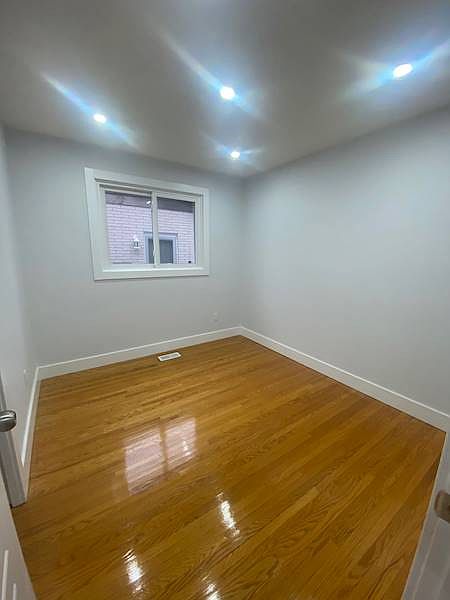 Kitchener Apartment for rent - 3 Bedrooms — photo 10