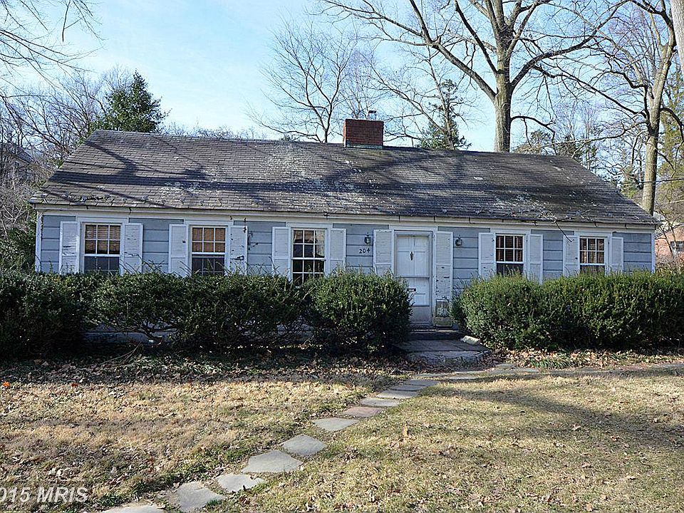 1st image of 204 Dogwood Ave