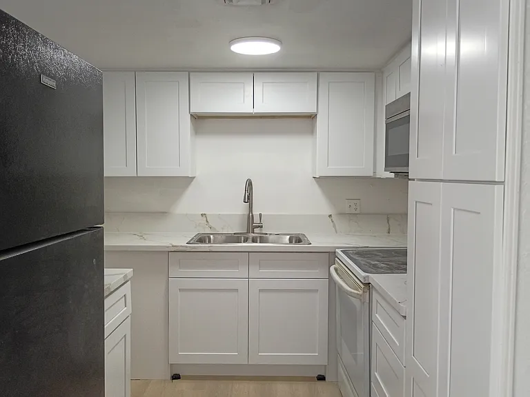 Kolson Cir — Photo 1