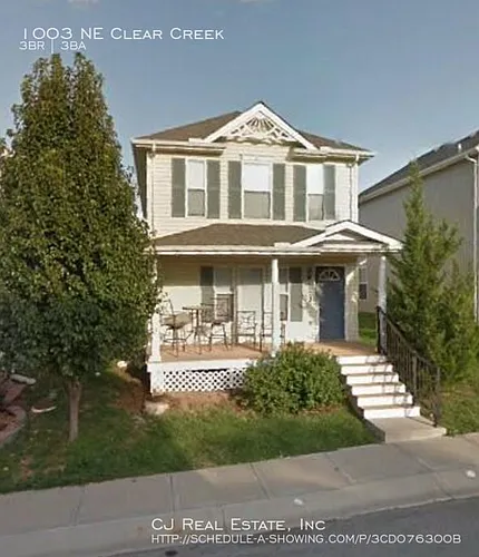 1003 NE Clear Creek Dr Photo 1