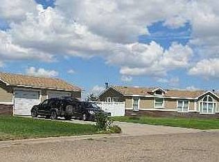 209 Ponderosa Dr, Tribune, KS 67879