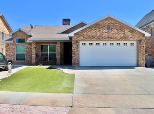 704 Colchester Dr, El Paso, TX 79912