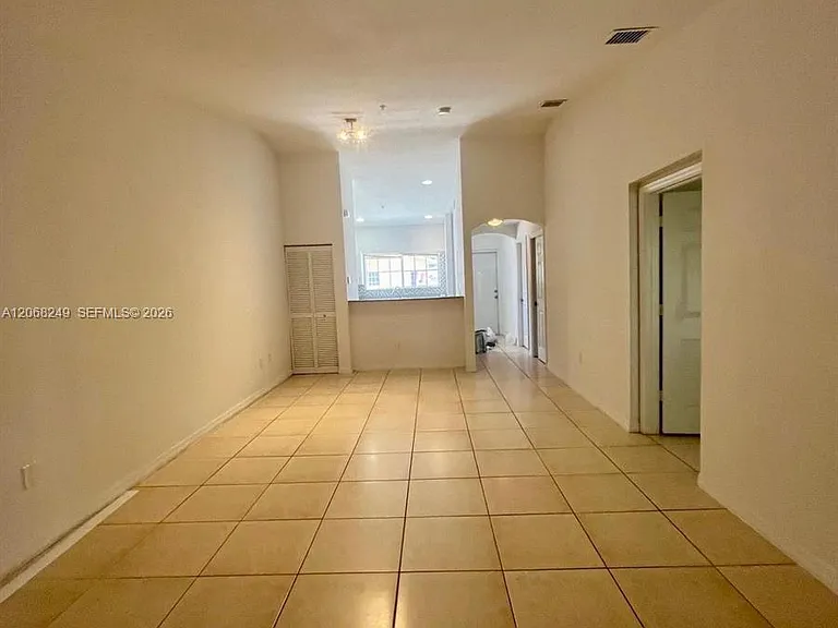 3824 SW 48th Ave #3824 — Photo 8