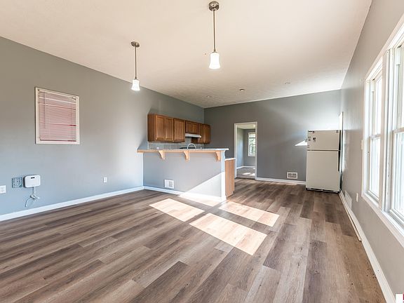 2nd image of 3701 R St