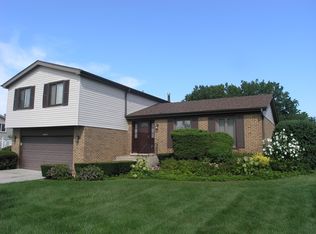 8926 Briarwood Ln, Orland Park, IL