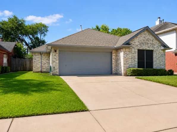 12826 Careywood Dr, Sugar Land, TX 77478